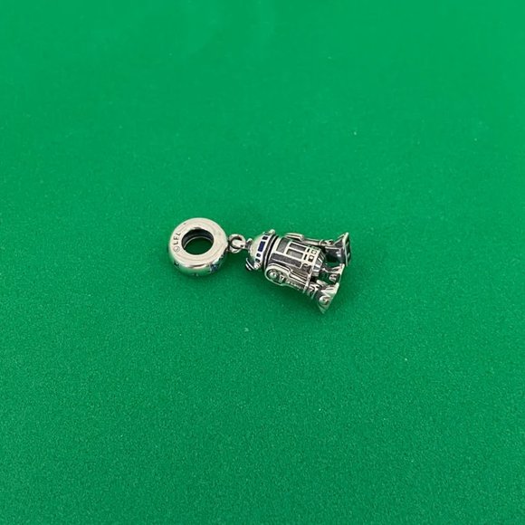Pandora Star Wars R2-D2 Dangle Charm - Picture 4 of 4